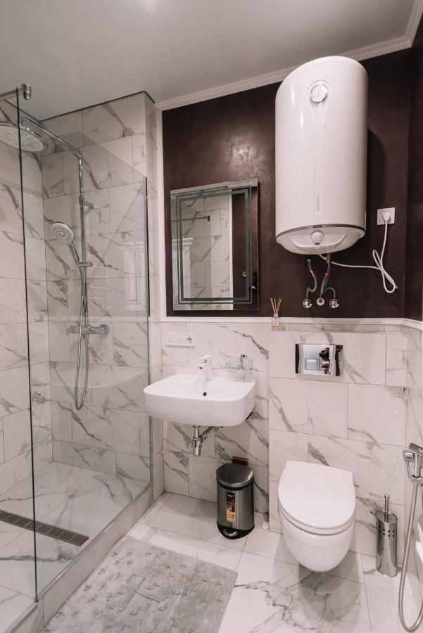 Royal Tower Vip Smart Apartments 2 Kiev Exterior foto